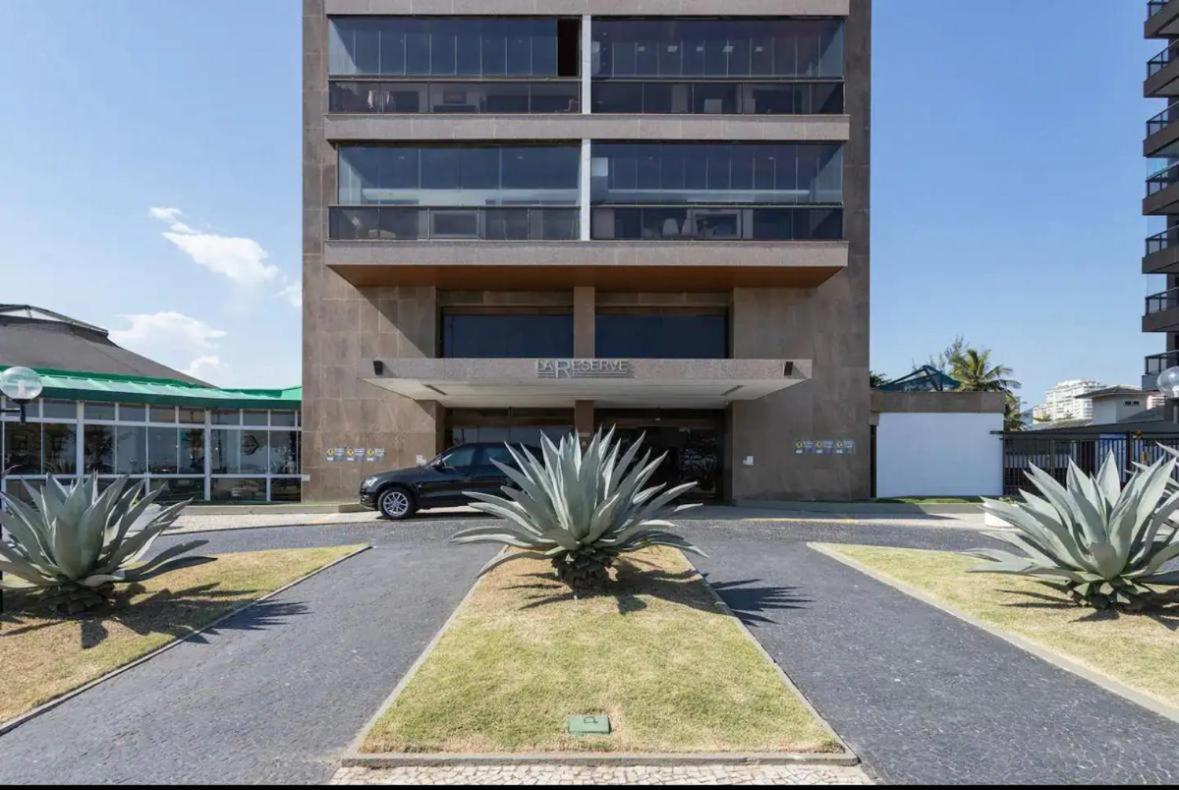 Lindo Apto No Melhor Lugar Da Barra Da Tijuca! Com Uma Vista De Tirar O Folego, Frente Para O Mar! Totalmente Equipado E Decorado Ao Lado Dos Melhores Hoteis E Quiosques Da Barra! Portaria 24H, Piscina, Sauna, Jacuzzi, Academia, Garagem, Wi-Fi, Lavan Rio de Janeiro Ngoại thất bức ảnh